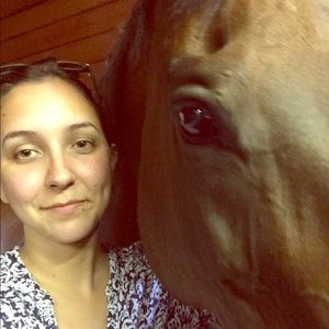 Meet your Posher, Tessa
